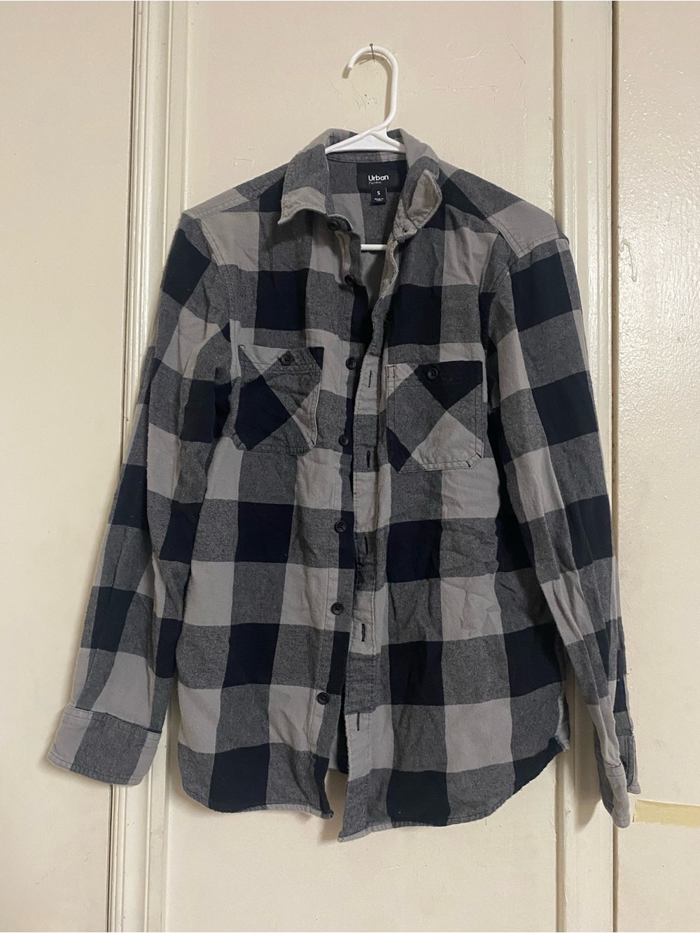 urban pipeline Black & Gray Plaid Button-Down Shirt